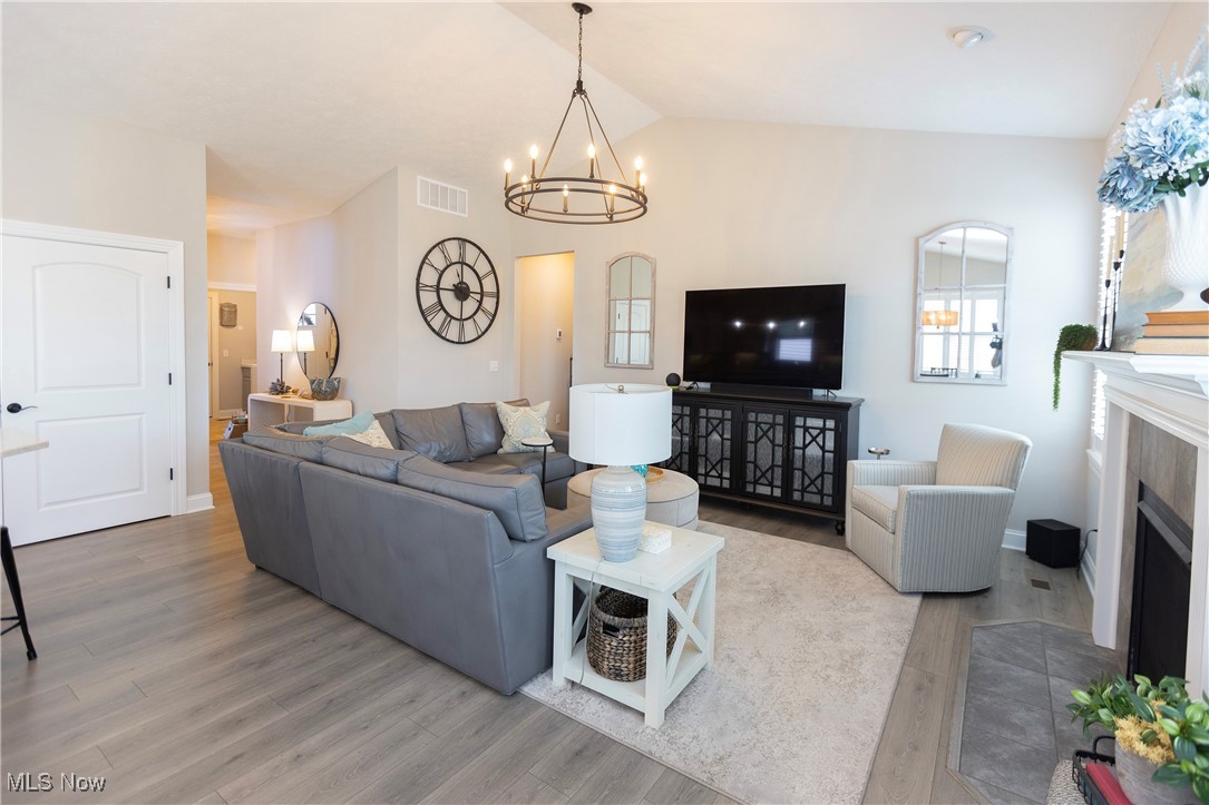 22089 Olde Creek Trail Strongsville OH 44149