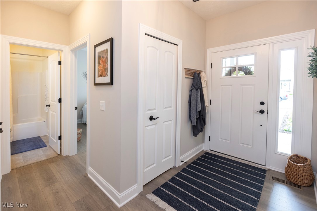 22089 Olde Creek Trail Strongsville OH 44149