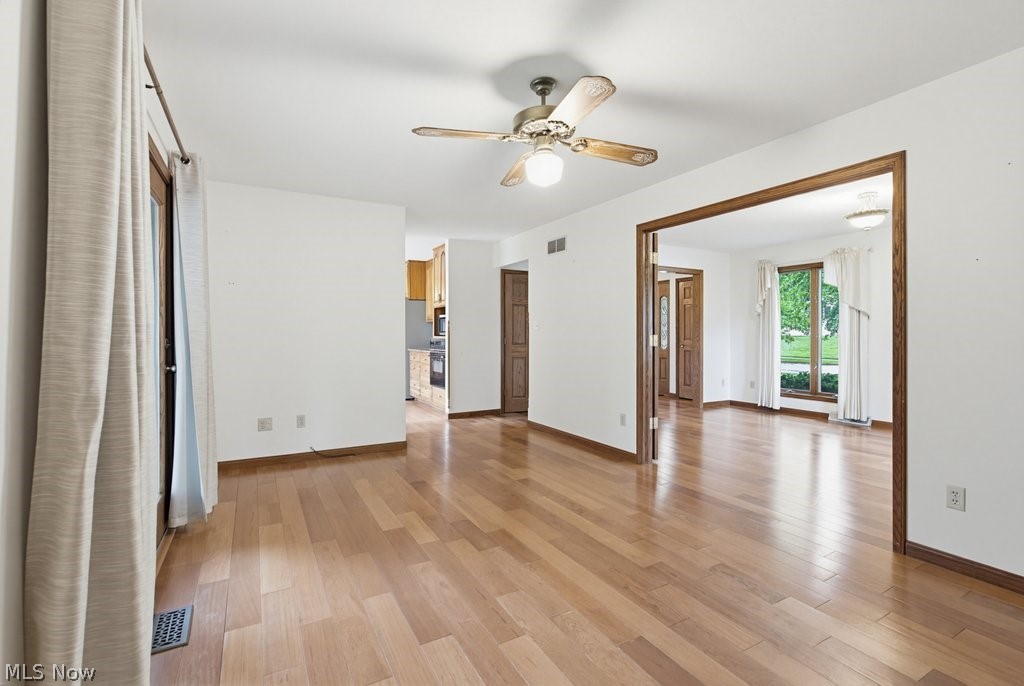 951 S Azalea Boulevard Barberton OH 44203