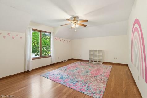 951 S Azalea Boulevard Barberton OH 44203