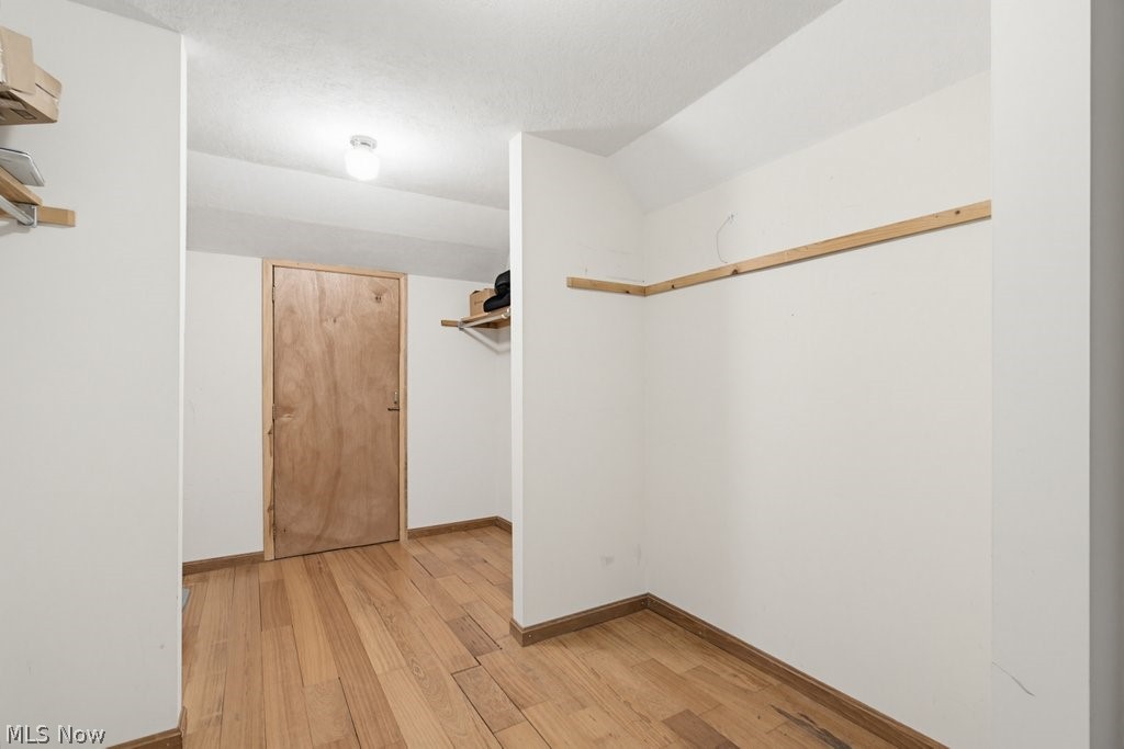 951 S Azalea Boulevard Barberton OH 44203