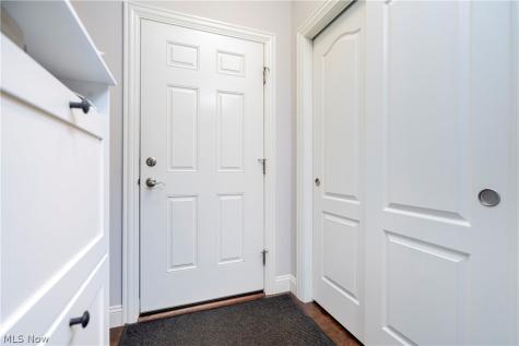 8712 Blue Heron Way Mentor OH 44060