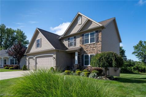 8712 Blue Heron Way Mentor OH 44060