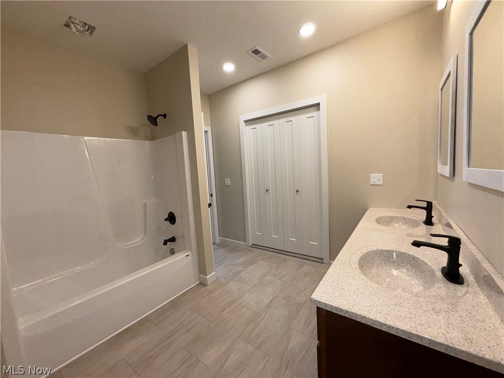 118 E Russell Avenue West Lafayette OH 43845