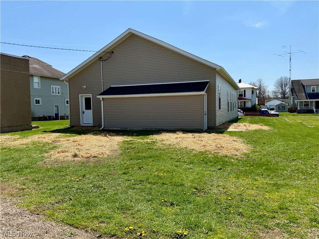 118 E Russell Avenue West Lafayette OH 43845