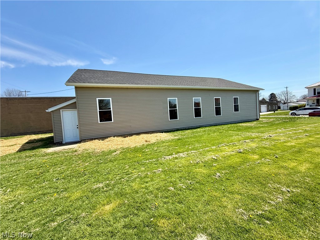 118 E Russell Avenue West Lafayette OH 43845