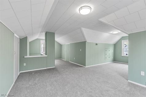 7503 Whittington Drive Parma OH 44129
