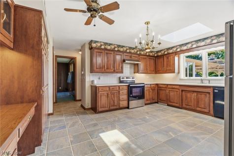3410 Lindbergh Avenue NW Canton OH 44718