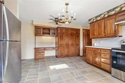 3410 Lindbergh Avenue NW Canton OH 44718