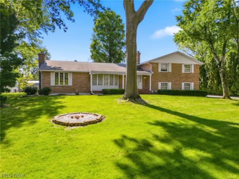 3410 Lindbergh Avenue NW Canton OH 44718