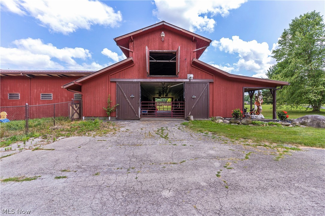 4114 S Raccoon Road Canfield OH 44406