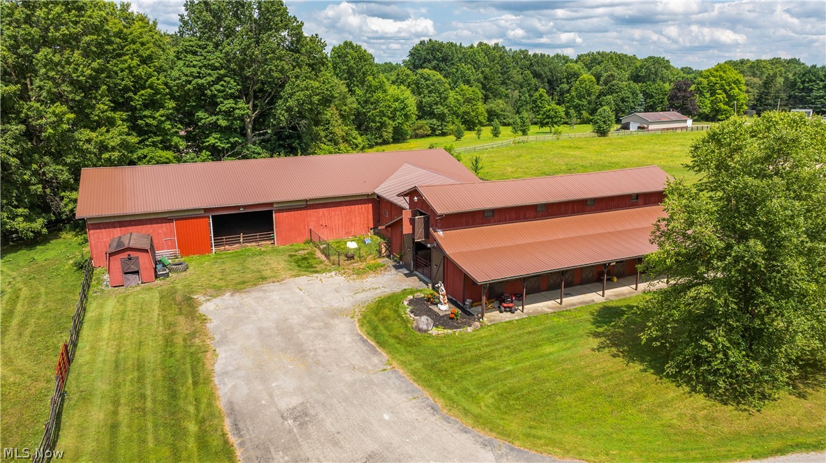 4114 S Raccoon Road Canfield OH 44406