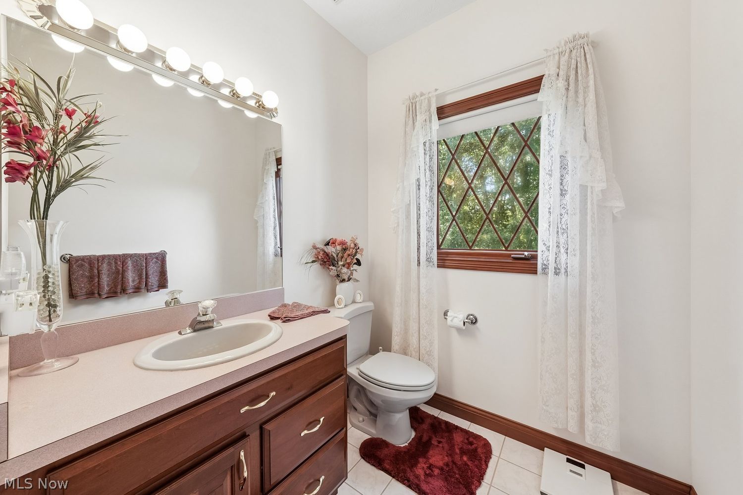 18101 Greatwood Lane Chagrin Falls OH 44023