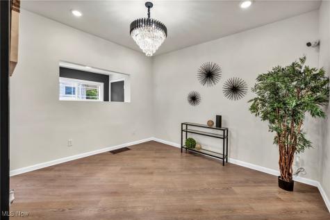 1423 Kenilworth Avenue Cleveland OH 44113