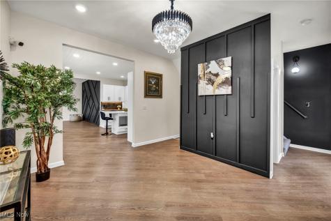 1423 Kenilworth Avenue Cleveland OH 44113