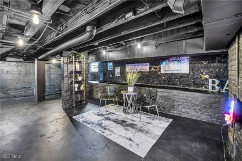 1423 Kenilworth Avenue Cleveland OH 44113