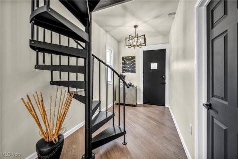 1423 Kenilworth Avenue Cleveland OH 44113