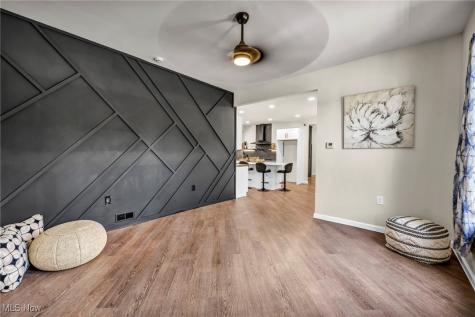 1423 Kenilworth Avenue Cleveland OH 44113