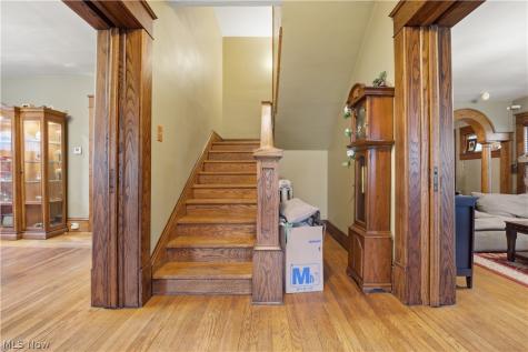 714 N Chestnut Street Ravenna OH 44266