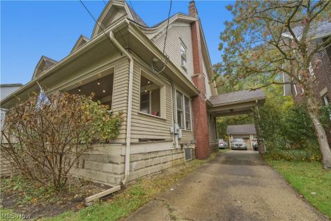 714 N Chestnut Street Ravenna OH 44266