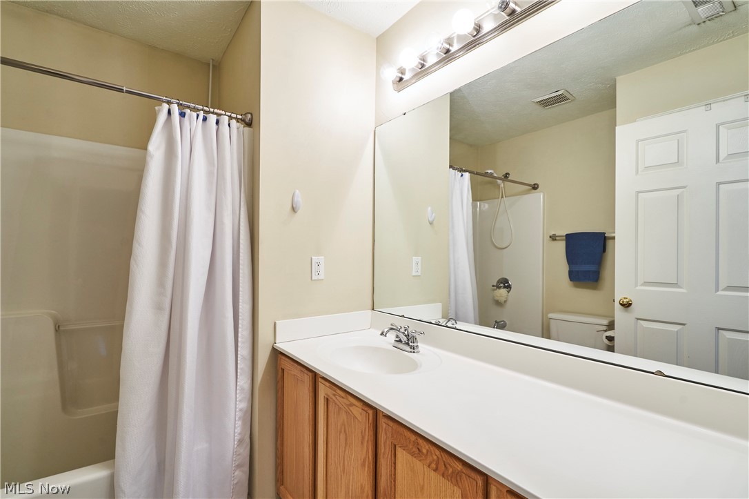 572 Colonial Drive Painesville OH 44077