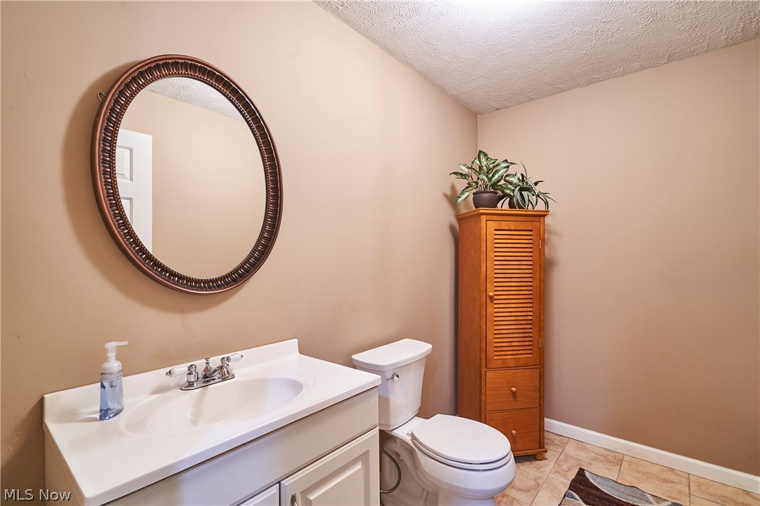 572 Colonial Drive Painesville OH 44077