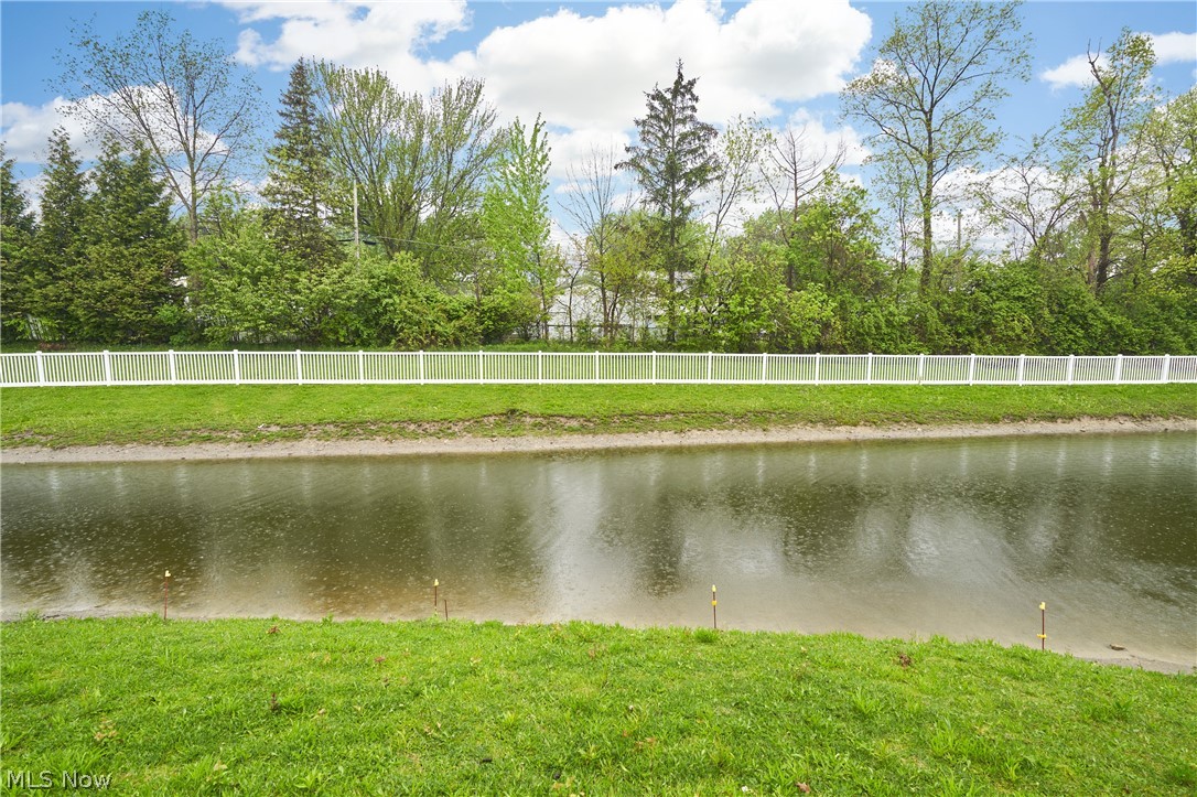 572 Colonial Drive Painesville OH 44077