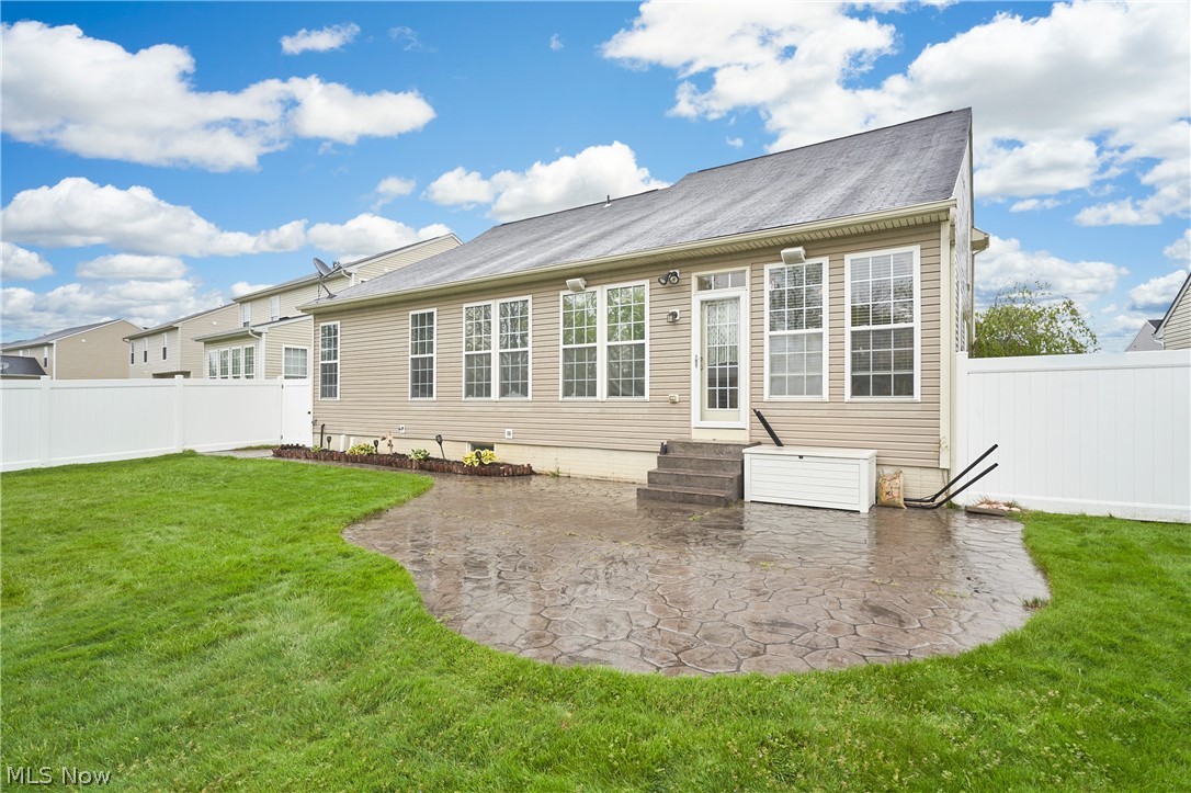 572 Colonial Drive Painesville OH 44077