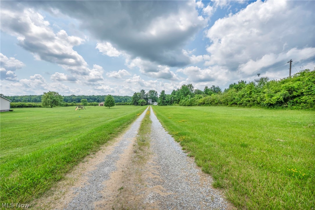 5278 River Road Madison OH 44057