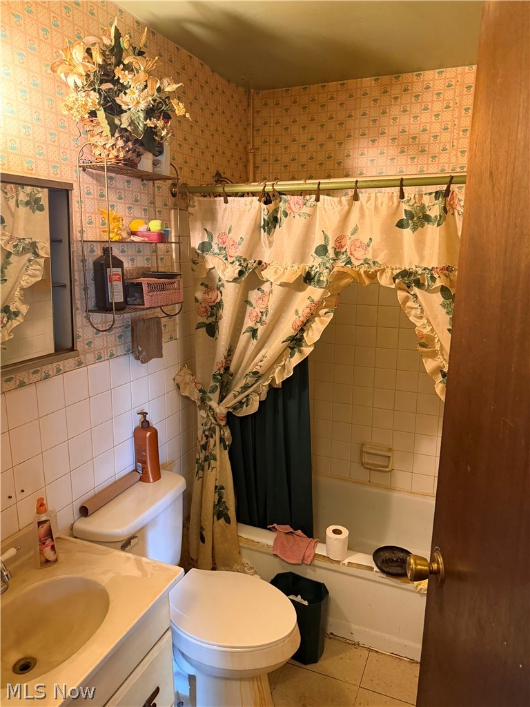 3036 Charles Carr Place Cleveland OH 44104