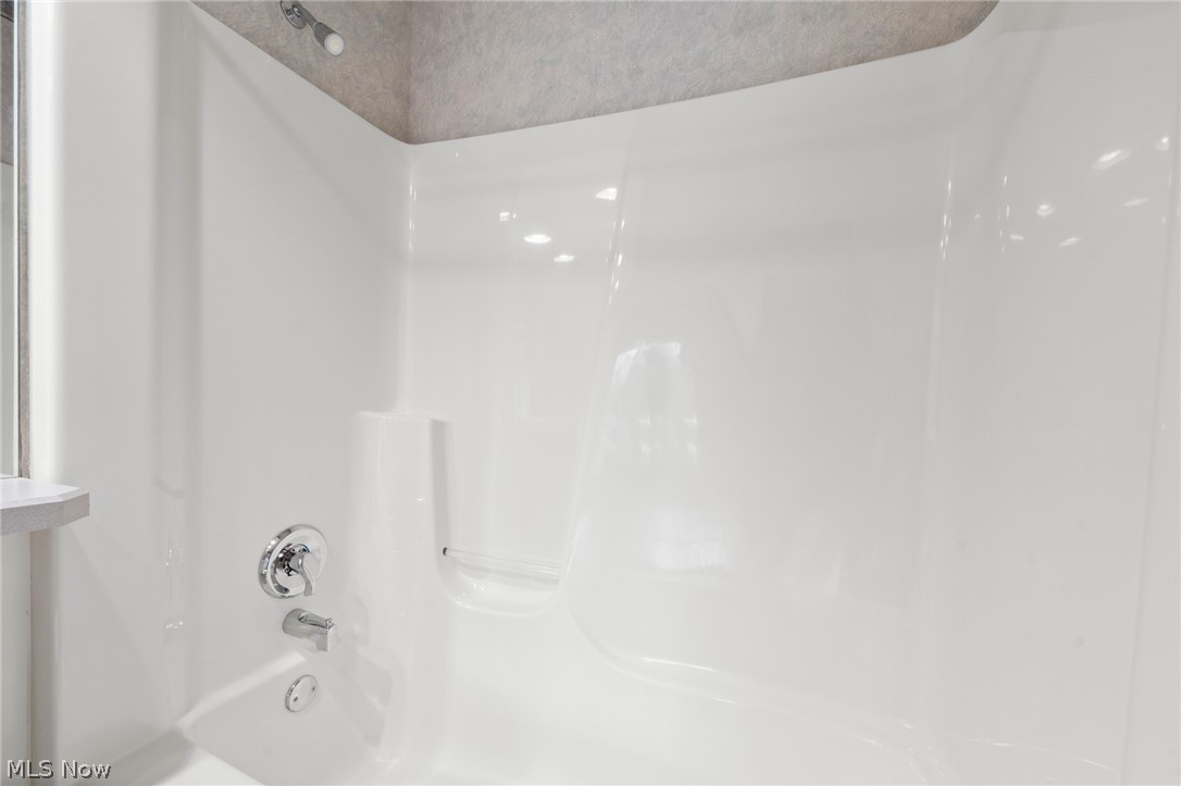 32647 Deerspring Court North Ridgeville OH 44039