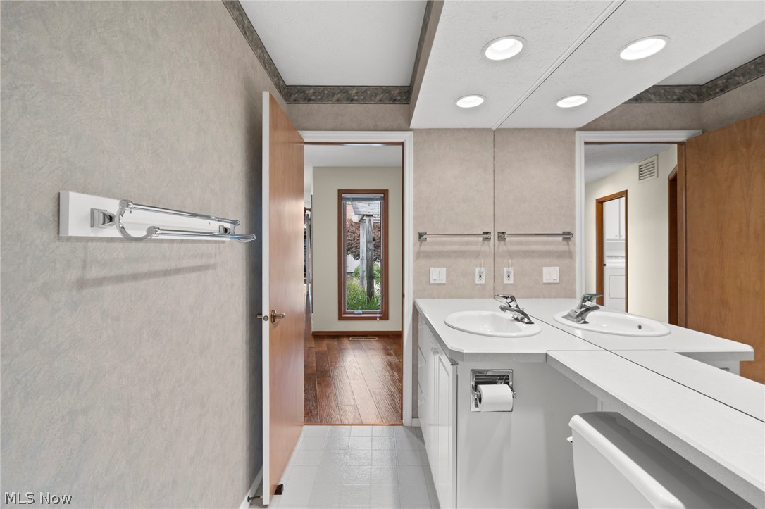 32647 Deerspring Court North Ridgeville OH 44039