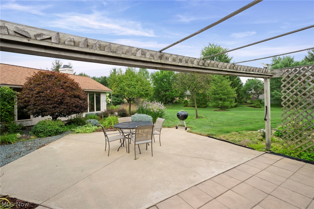 32647 Deerspring Court North Ridgeville OH 44039