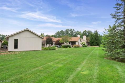 32647 Deerspring Court North Ridgeville OH 44039
