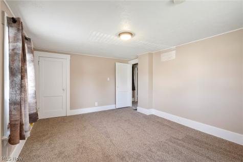 218 W Harrison Street Alliance OH 44601