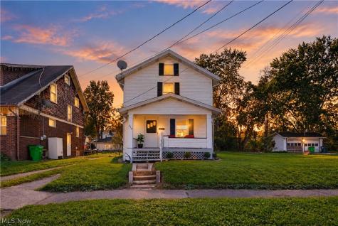 218 W Harrison Street Alliance OH 44601