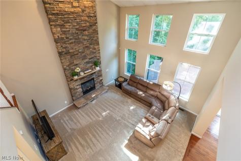 9011 Moss Pointe Circle Olmsted Twp OH 44138