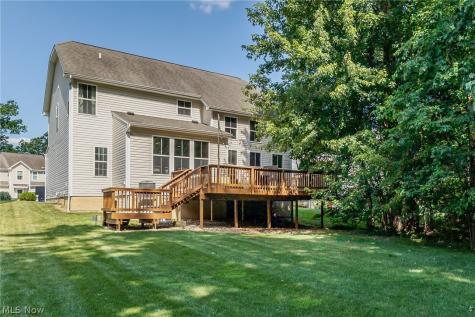 9011 Moss Pointe Circle Olmsted Twp OH 44138