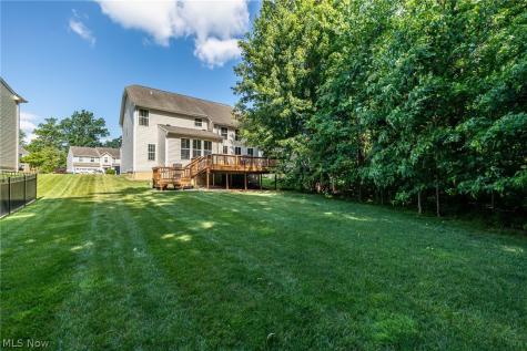 9011 Moss Pointe Circle Olmsted Twp OH 44138