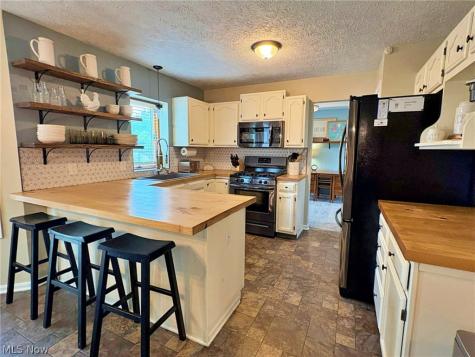 5920 Province Court Lorain OH 44053