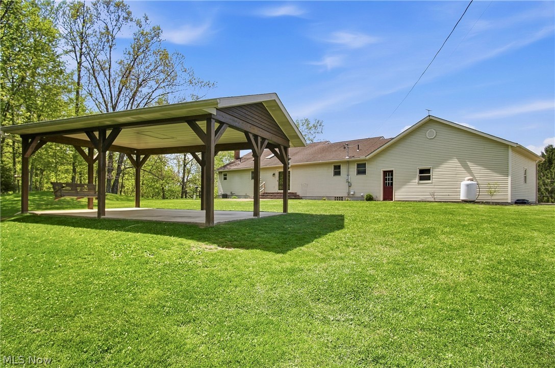 8600 Honeysuckle Drive Dresden OH 43821