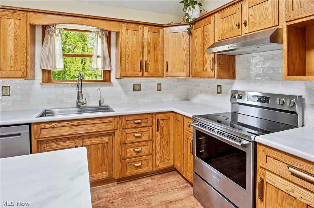 8600 Honeysuckle Drive Dresden OH 43821