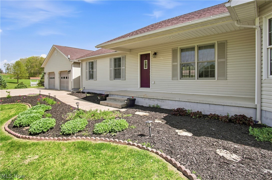 8600 Honeysuckle Drive Dresden OH 43821
