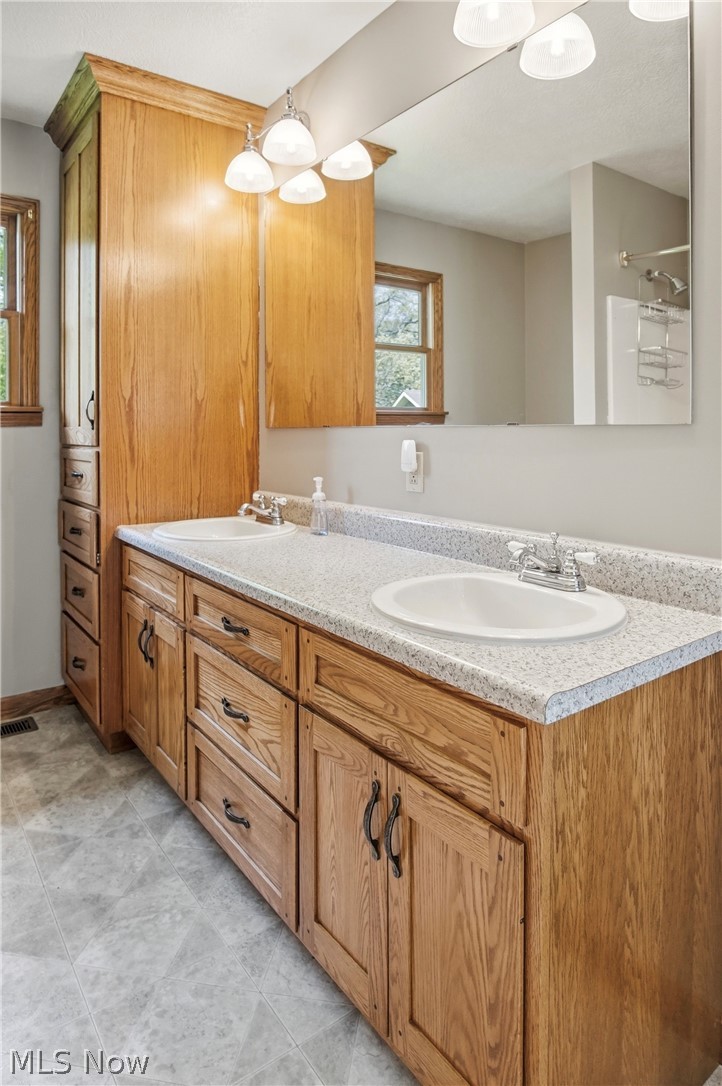 8600 Honeysuckle Drive Dresden OH 43821