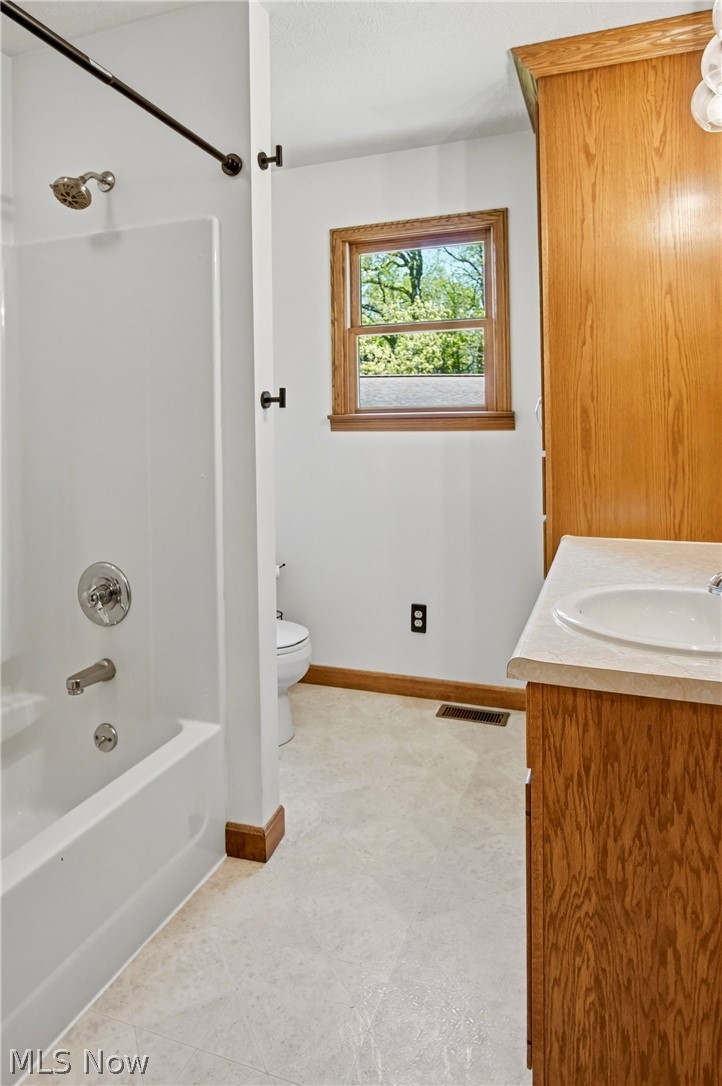 8600 Honeysuckle Drive Dresden OH 43821