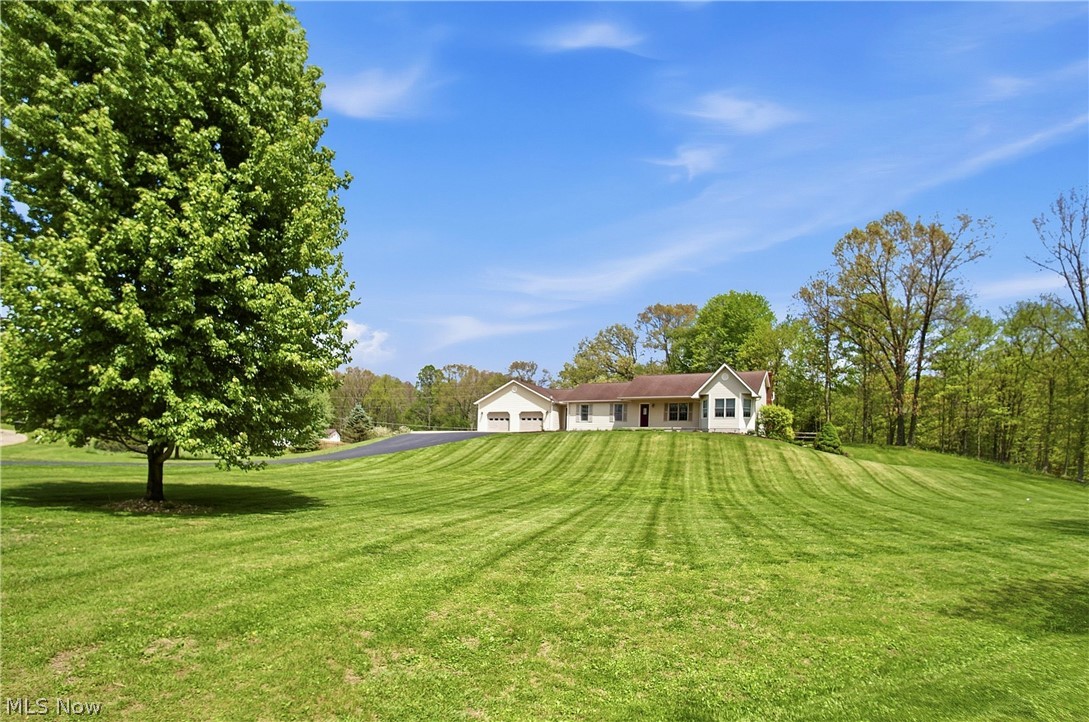 8600 Honeysuckle Drive Dresden OH 43821