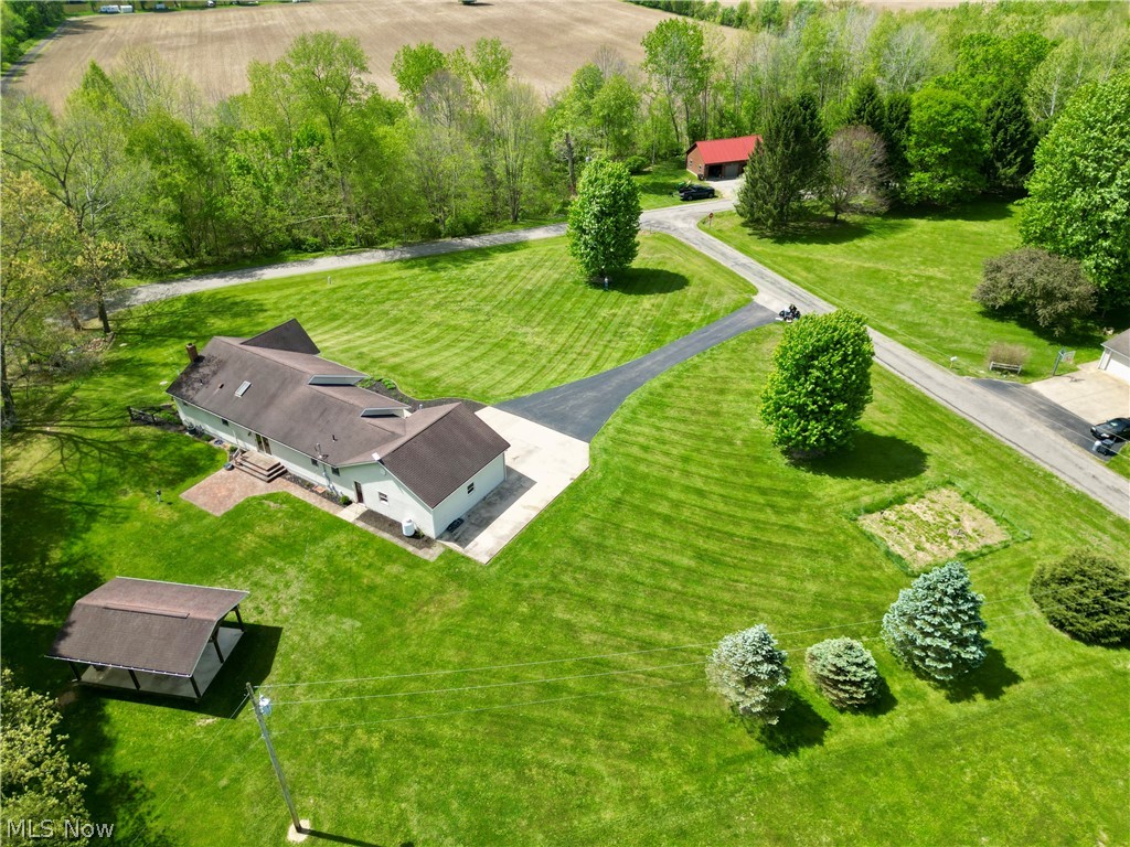 8600 Honeysuckle Drive Dresden OH 43821