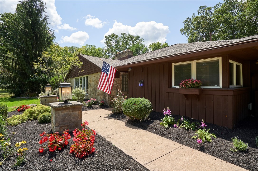 994 Worton Park Drive Mayfield Village OH 44143