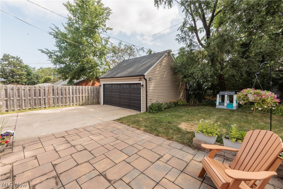 1465 Bunts Road Lakewood OH 44107