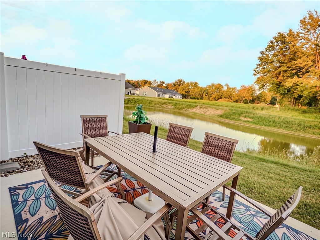 118 W Spring Drive Elyria OH 44035